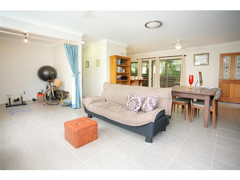 31 Laura Street, Highgate Hill QLD 4101