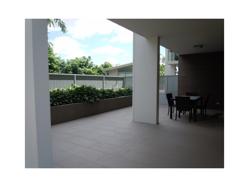12/130 Gray Rd, West End QLD 4101