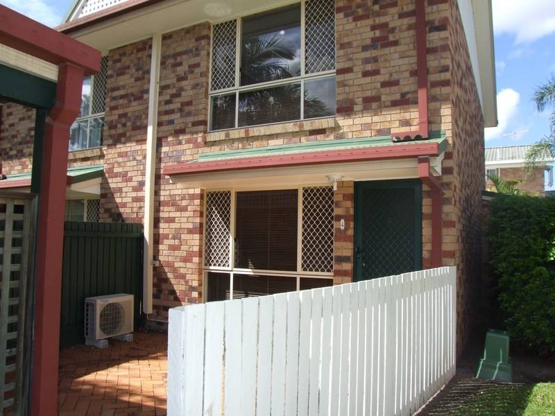 4/33 Holland Cresent, Capalaba QLD 4157