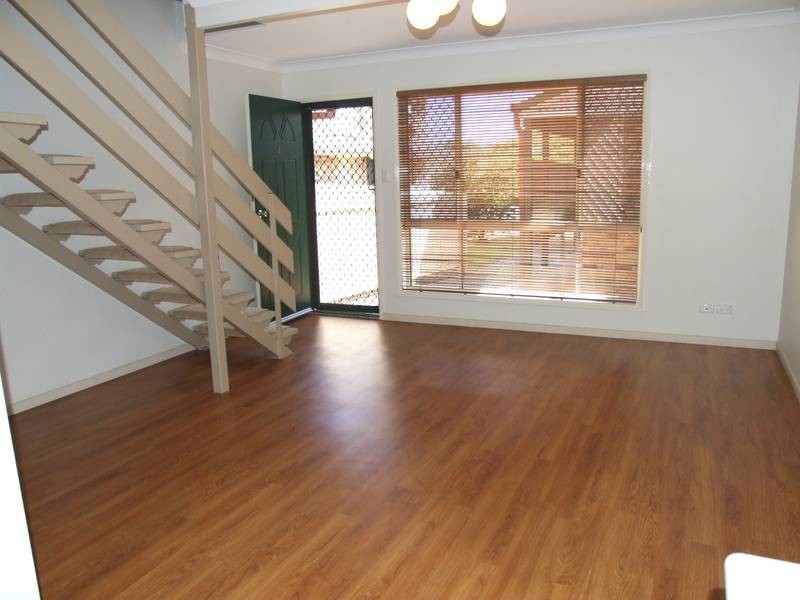 4/33 Holland Cresent, Capalaba QLD 4157