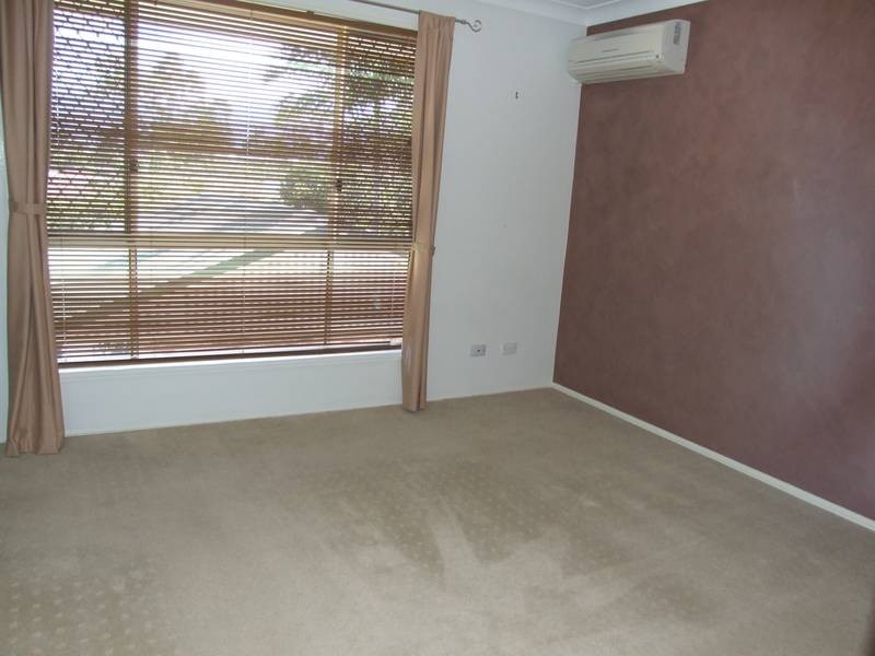 4/33 Holland Cresent, Capalaba QLD 4157