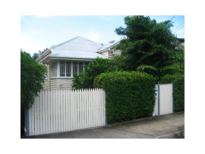 16 Loch St, West End QLD 4101