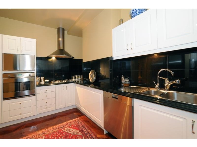 17/208 Adelaide Street, Brisbane QLD 4000