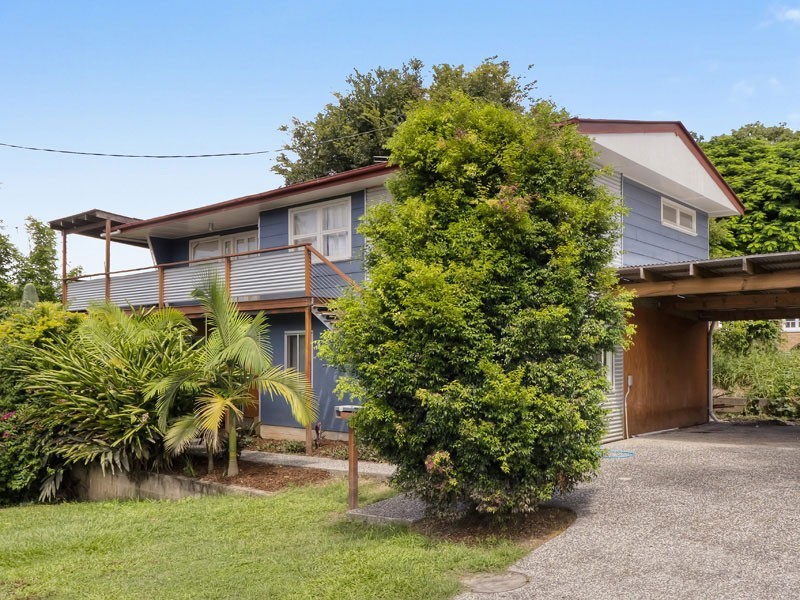 108 Brougham St, Fairfield QLD 4103