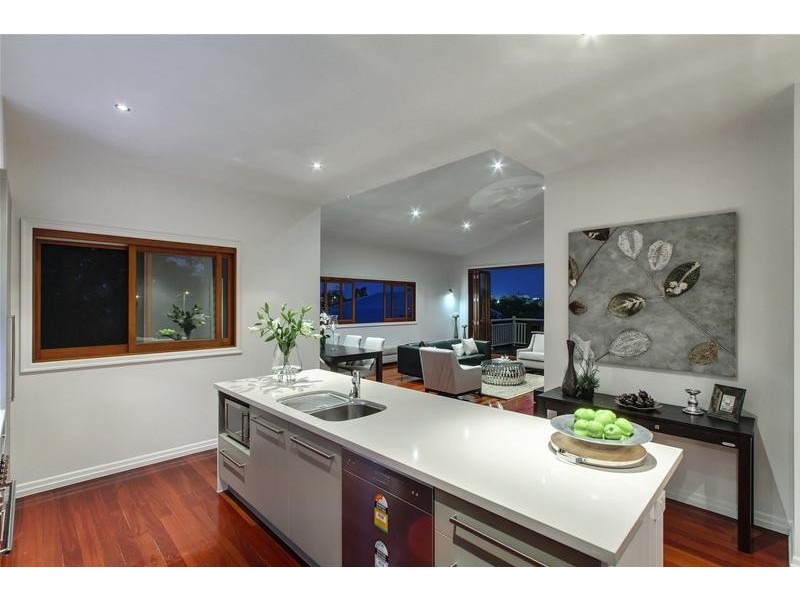 25 Greene Street, Newmarket QLD 4051