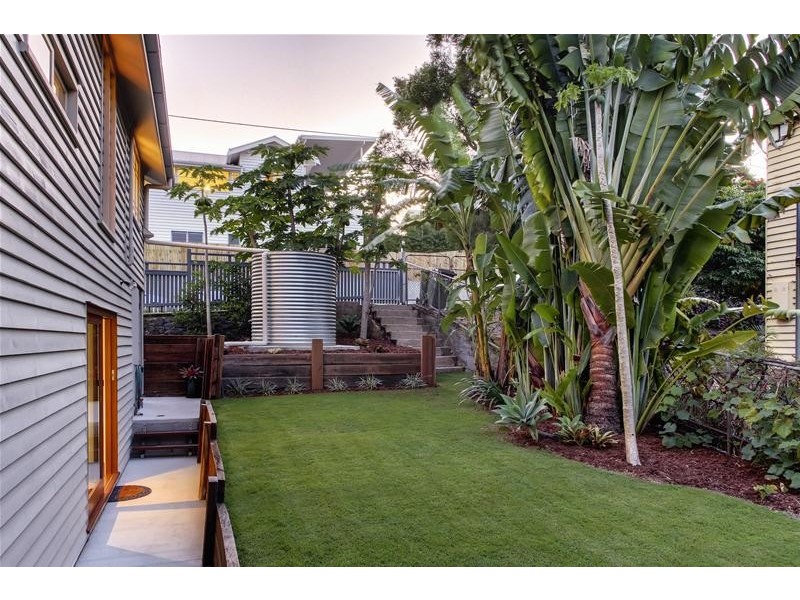 25 Greene Street, Newmarket QLD 4051