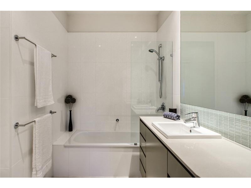 25 Greene Street, Newmarket QLD 4051