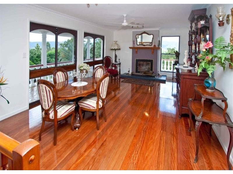 73 Greggs, Samford QLD 4520