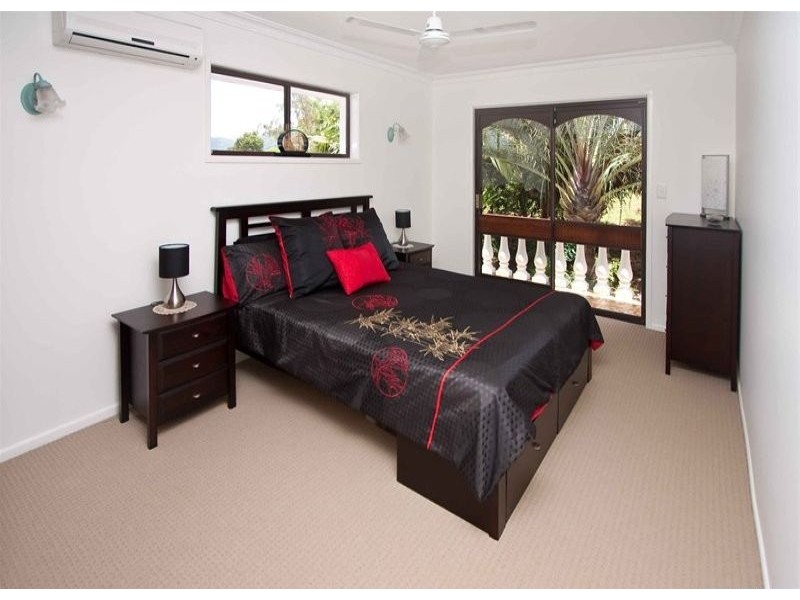 73 Greggs, Samford QLD 4520