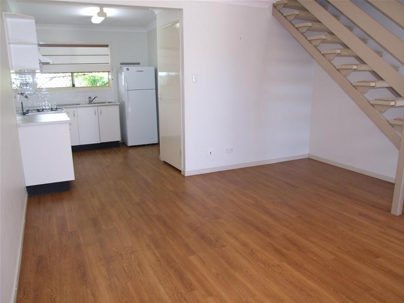 4/33 Holland Crescent, Capalaba QLD 4157