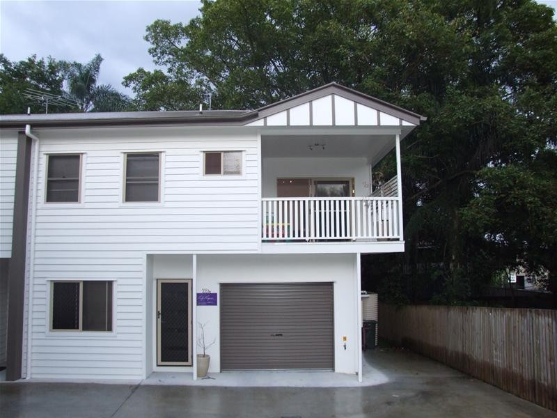 284 Wynnum Road, Norman Park QLD 4170