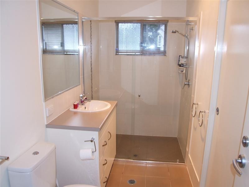 284 Wynnum Road, Norman Park QLD 4170