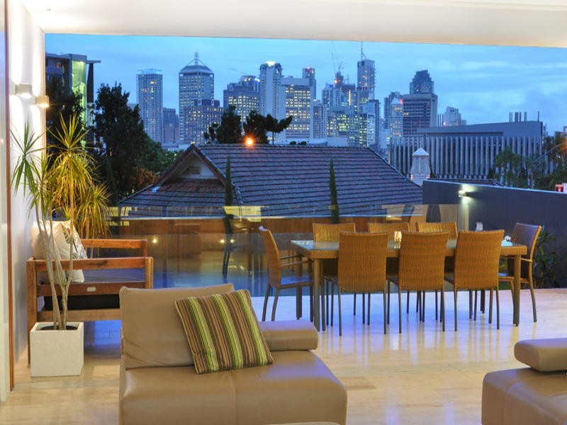 48 Dorchester Street, South Brisbane QLD 4101