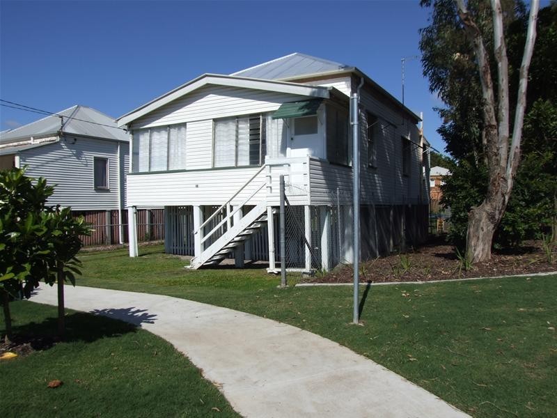 25 Fern Street, Woolloongabba QLD 4102