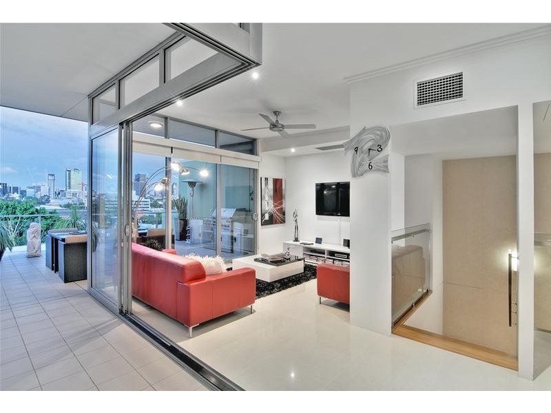 95/20 Donkin Street, West End QLD 4101