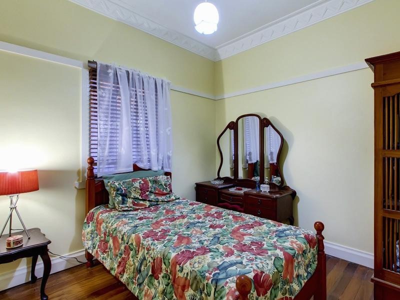 167 Chatsworth Road, Coorparoo QLD 4151