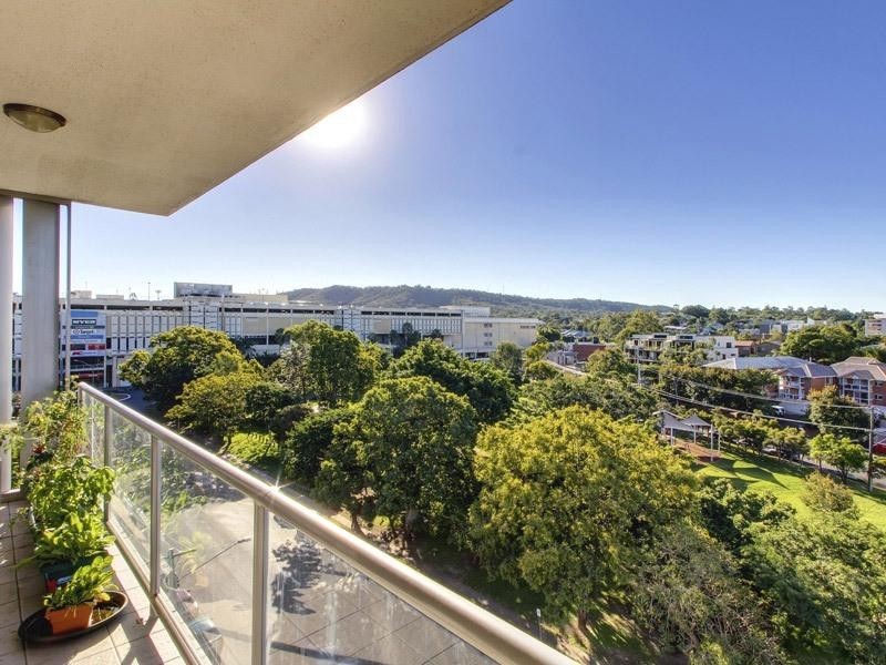 36/8 Belgrave Road, Indooroopilly QLD 4068
