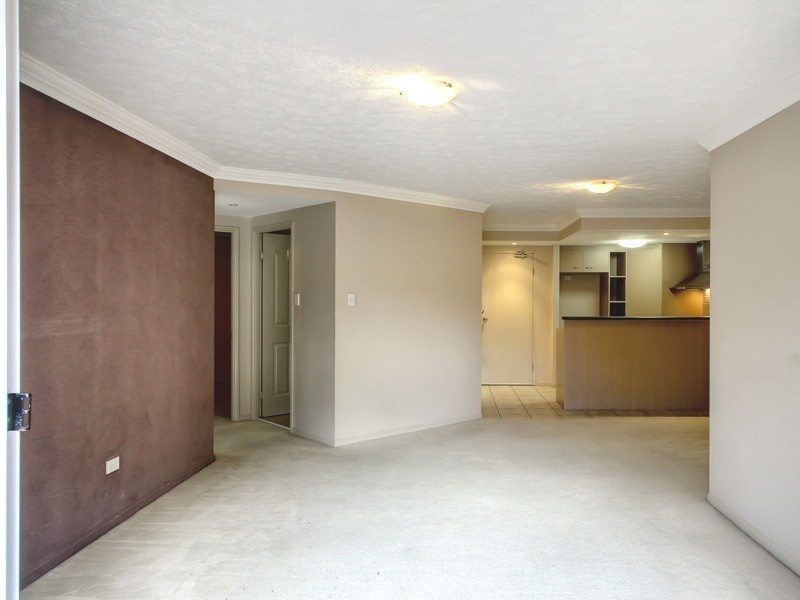 14/81 Annerley Road, Woolloongabba QLD 4102