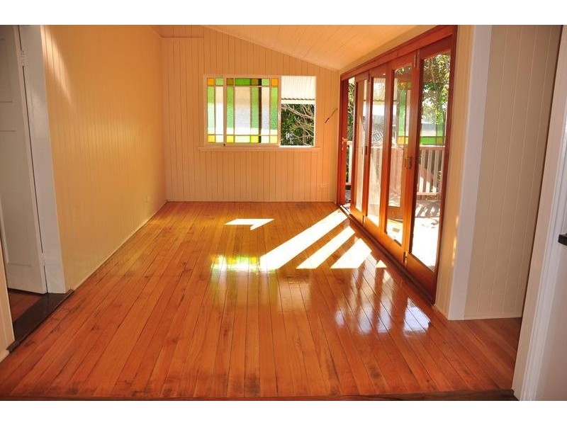 12 Bond St, West End QLD 4101