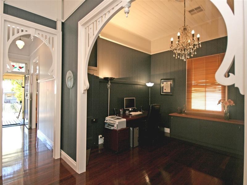 25 Norman Street, East Brisbane QLD 4169