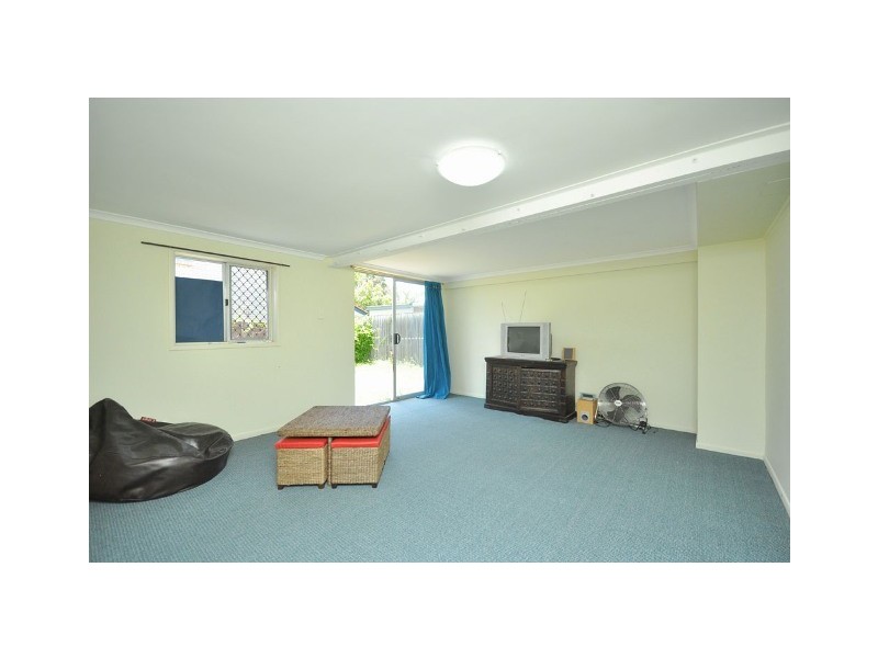 4/27 Denman St, Greenslopes QLD 4120