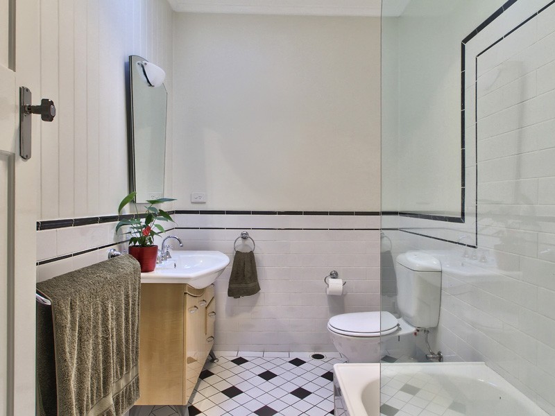 27 Oxley Drive, Holland Park QLD 4121