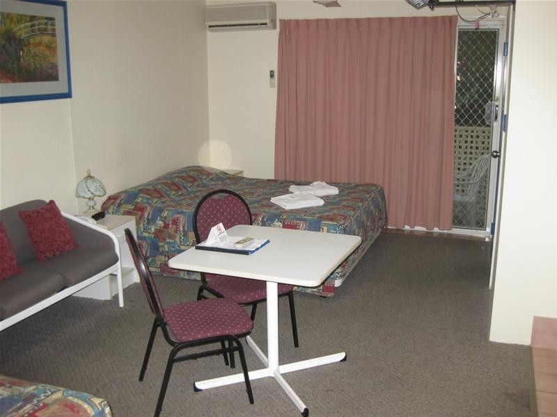 21/24 Tottenham Street, Woolloongabba QLD 4102