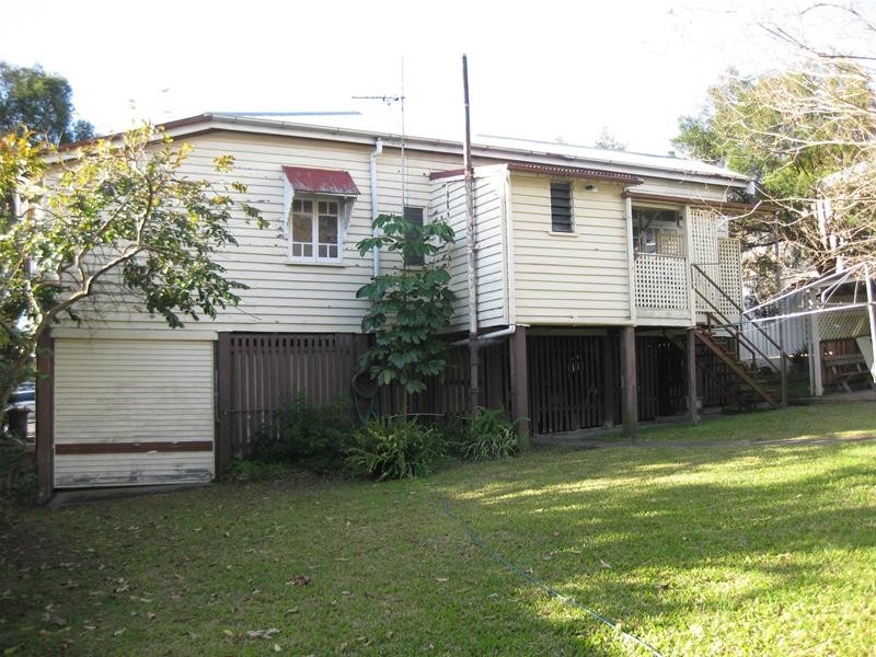 47 Macrossan Avenue, Norman Park QLD 4170