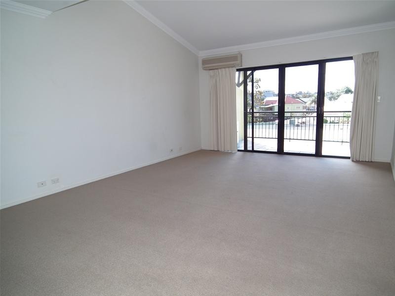 52/50 Mollison Street, West End QLD 4101