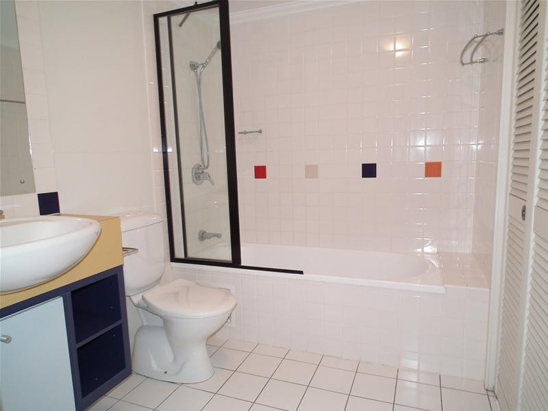 52/50 Mollison Street, West End QLD 4101