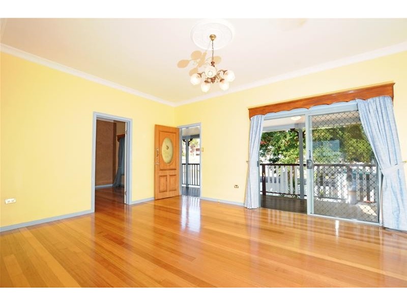 23 Burke Street, Coorparoo QLD 4151