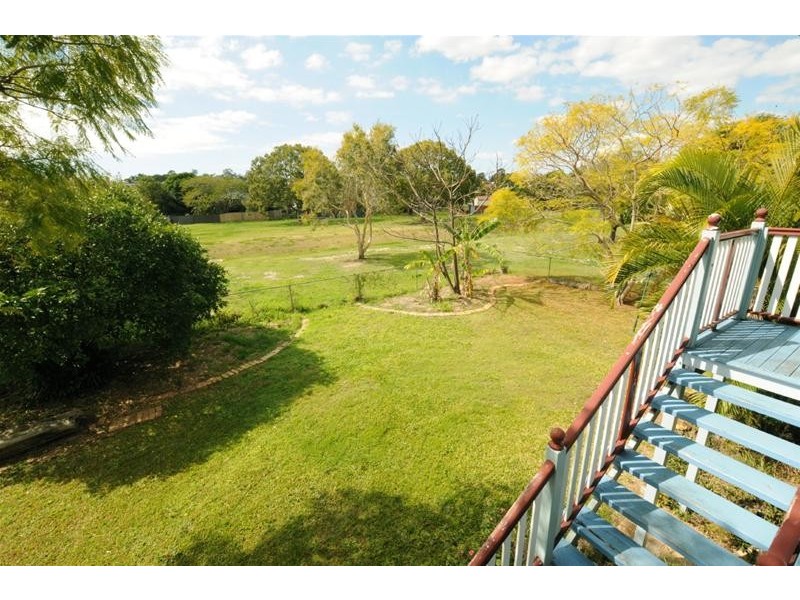 23 Burke St, Coorparoo QLD 4151