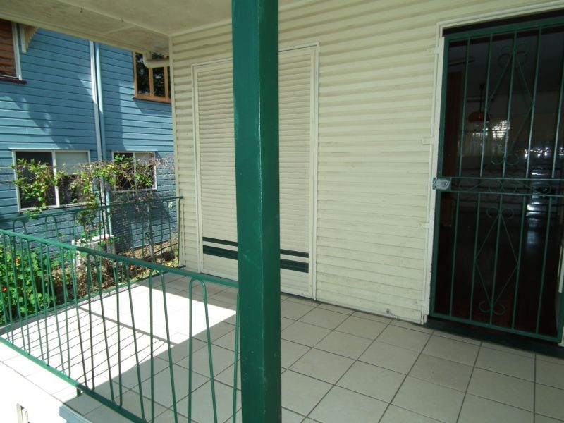 120 Ridge St, Greenslopes QLD 4120