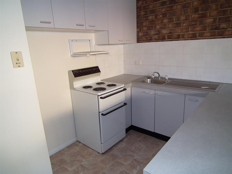 1/11 Emsworth Street, Wynnum QLD 4178