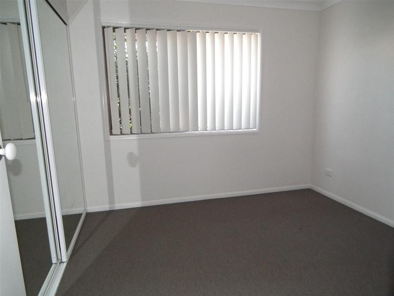1/11 Emsworth Street, Wynnum QLD 4178