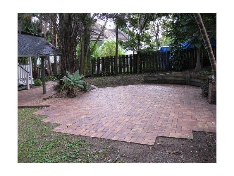 40 Logan, Oxley QLD 4075