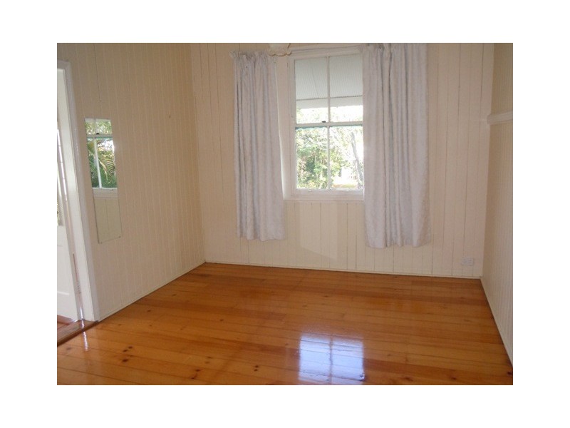 8 Pioneer St, Toowong QLD 4066