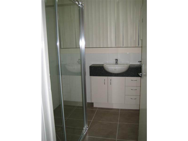 1/183 Nursery Road, Holland Park West QLD 4121