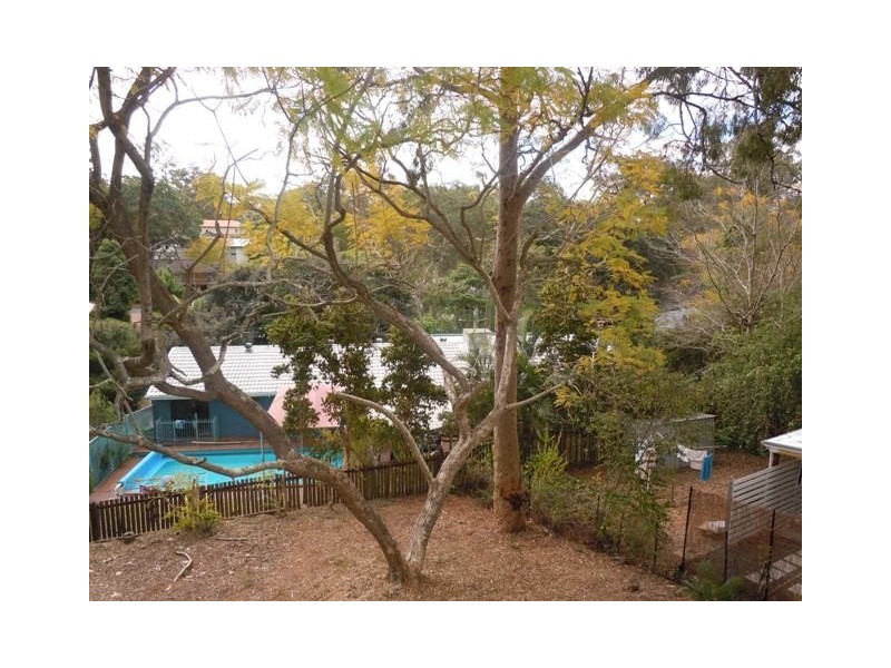 176 Hawken Drive, St Lucia QLD 4067