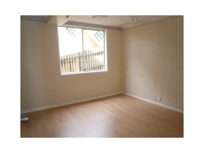 176 Hawken Drive, St Lucia QLD 4067