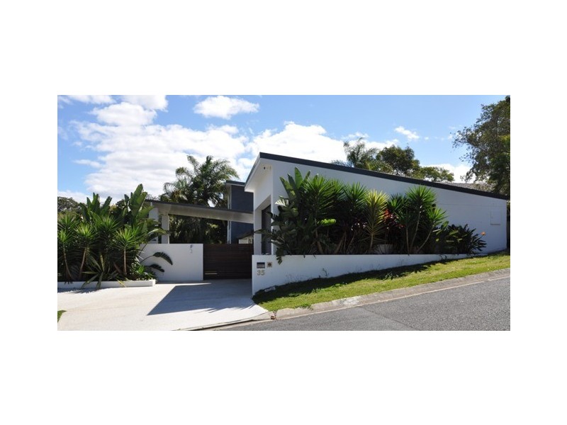 35 Picasso St, Carina QLD 4152