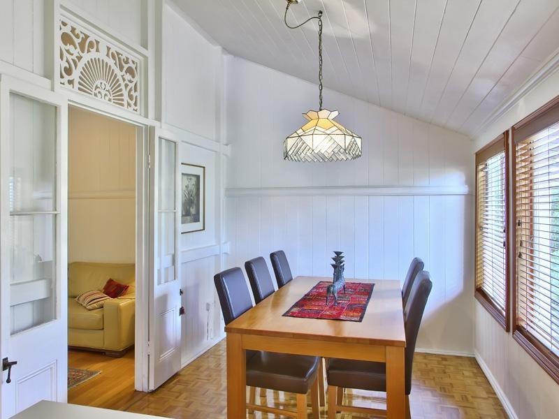 25 Laurel Street, Highgate Hill QLD 4101