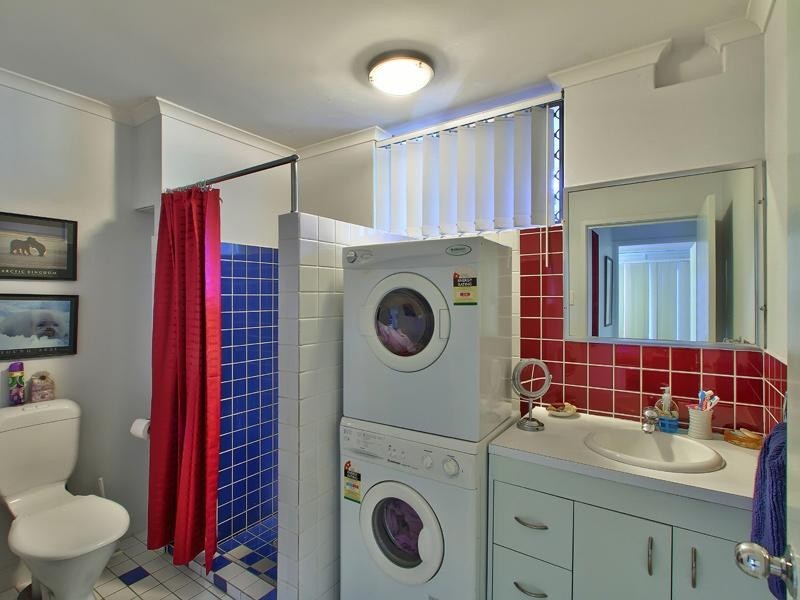 2/30 Cork Street, Yeronga QLD 4104