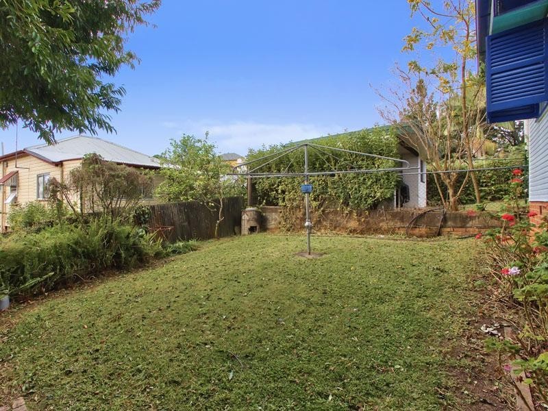 19 Baynes Street, Highgate Hill QLD 4101