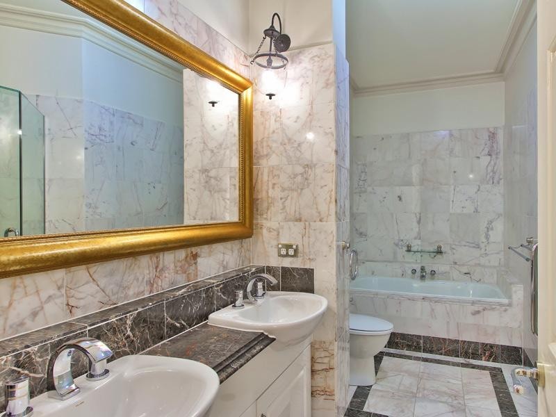 37/208 Adelaide Street, Brisbane QLD 4000