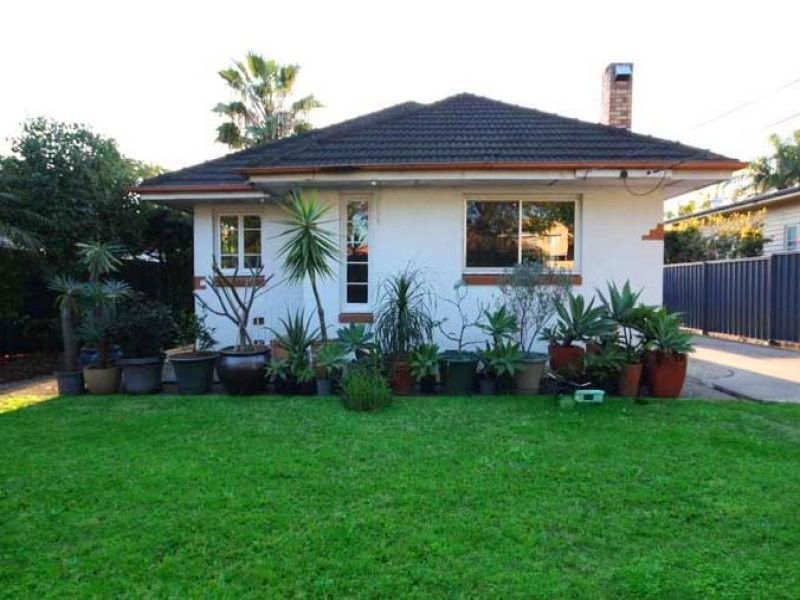 120 Junction Road, Morningside QLD 4170