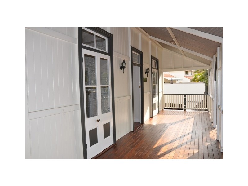 113 Gray Rd, West End QLD 4101