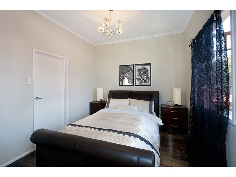 33 Muriel Avenue, Moorooka QLD 4105