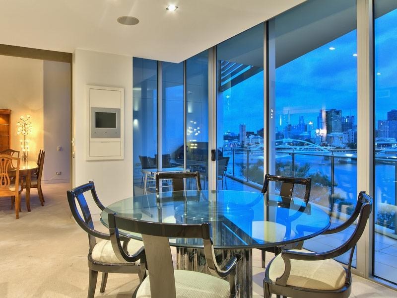 46/205 Coronation Drive, Milton QLD 4064