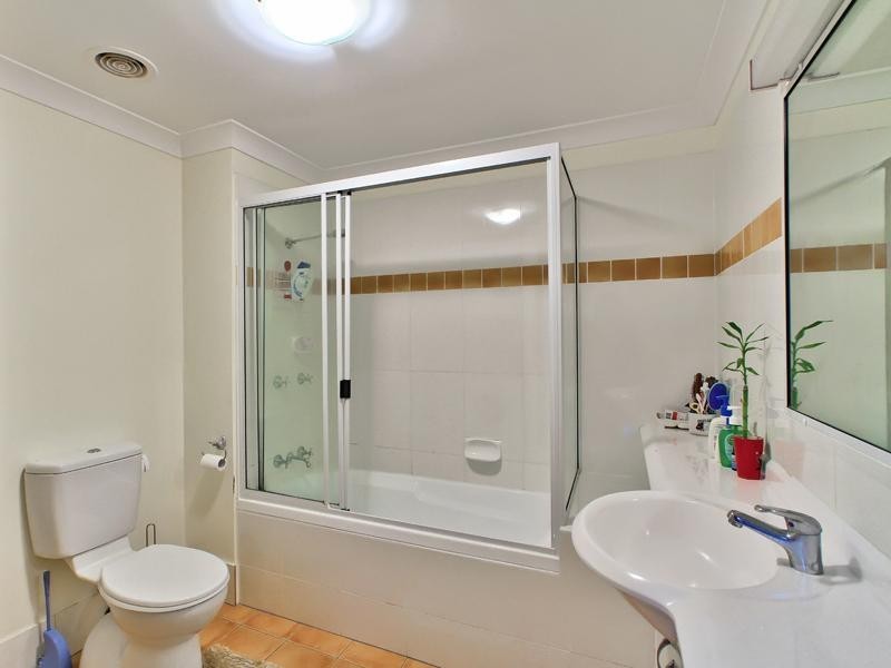 11/3 Heaslop Street, Woolloongabba QLD 4102